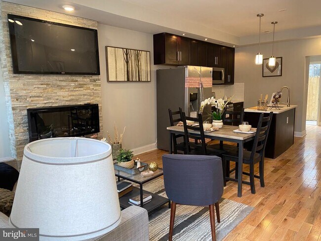 Photo - 1432 Cambridge St