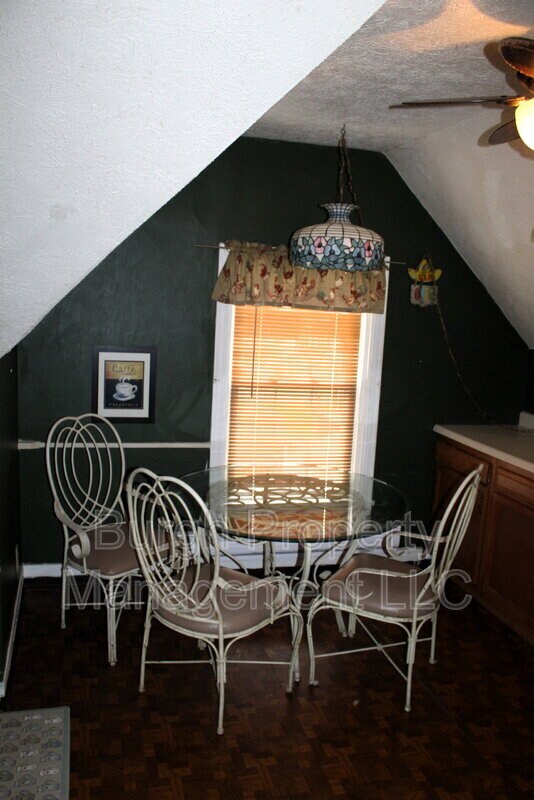 Photo - 502 Walnut Ave Unit Apt. 3