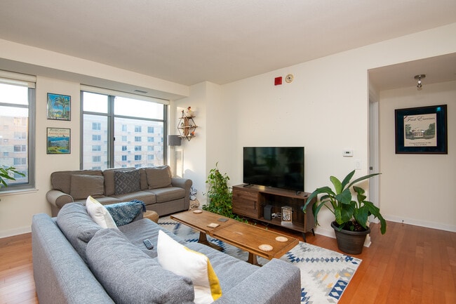 Photo - 475 K St NW Unit 608