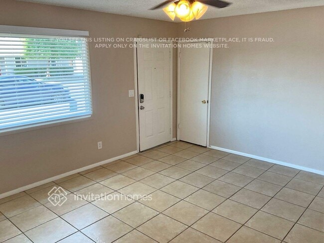 Photo - 11605 N 58th Ave