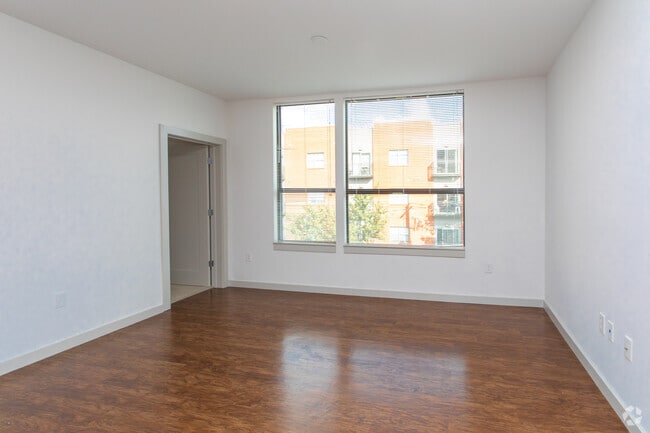 2BR, 2BA - 1288SF