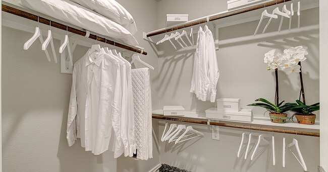 Photo - Riverhaus Creekside