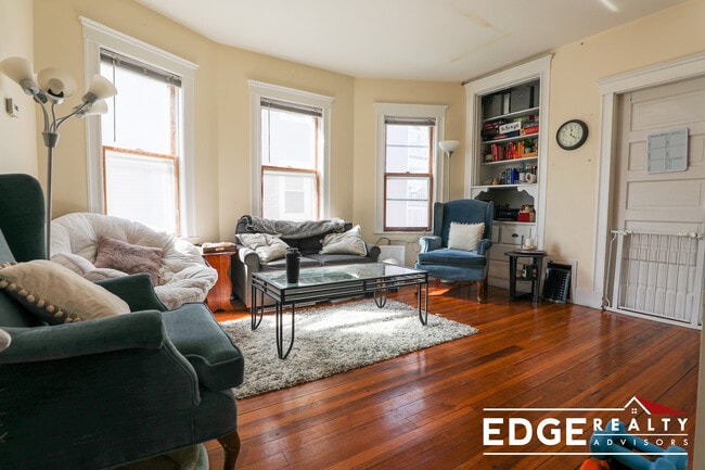 Photo - 47 Easton St Unit 2