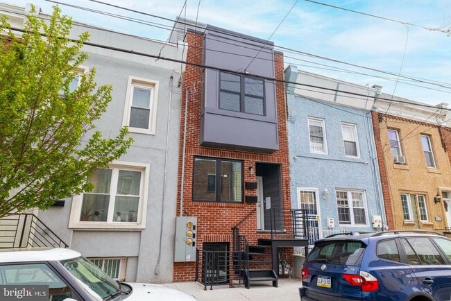 Building Photo - 2342 Moore St Rental