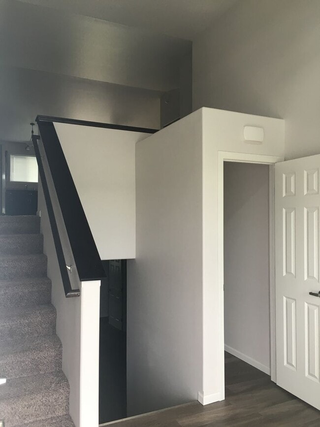 Photo - 3 Bed 2 Bath Twin Home