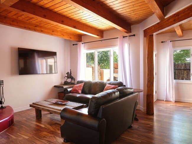 Photo - 501 Rio Grande Ave