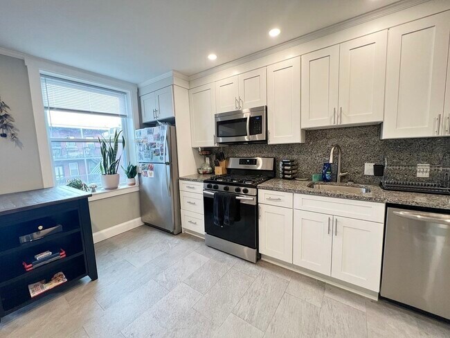 Photo - 151 Orleans St