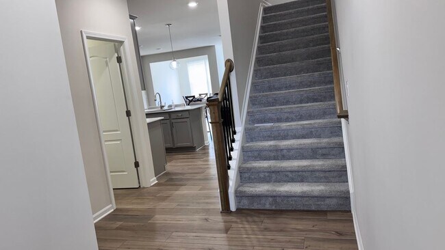 Photo - 1445 Superior Dr