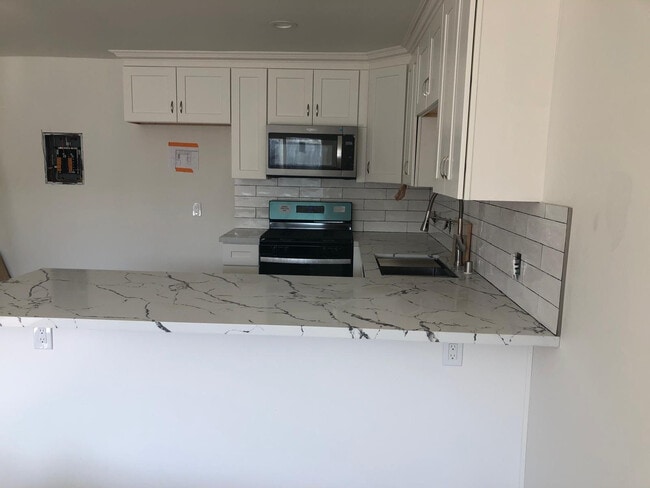 Photo - 16431 S Saint Andrews Pl Unit B