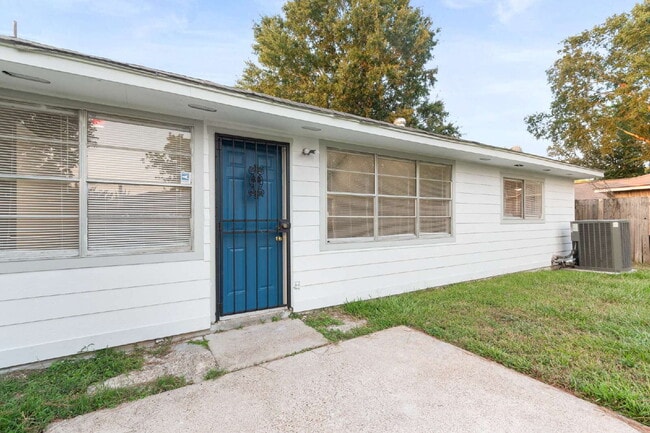 Photo - 8314 Poplar Ridge Ln