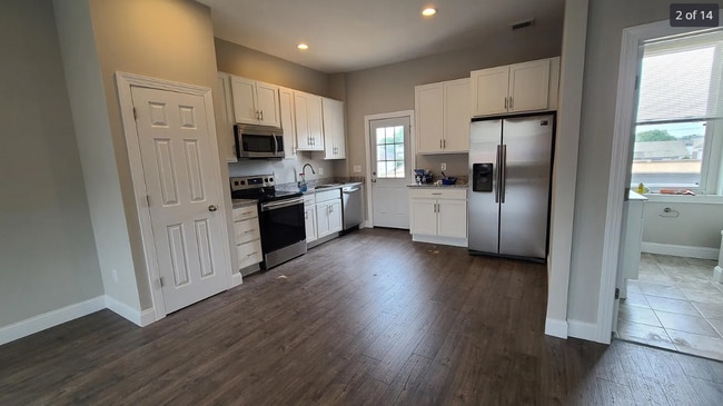 Photo - 12 Front St Unit 2nd Floor