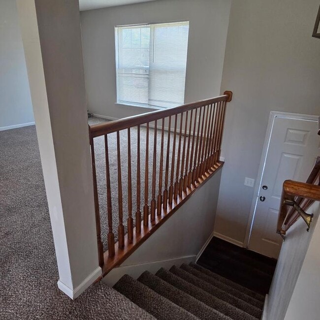 Photo - 18713 Woodruff St