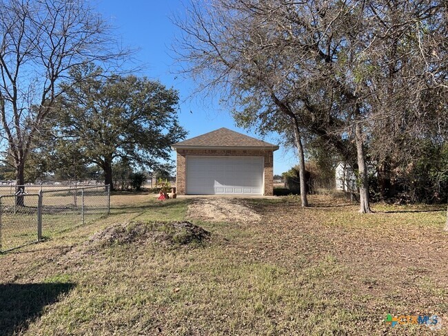 Building Photo - 202 Wayne Dr Rental