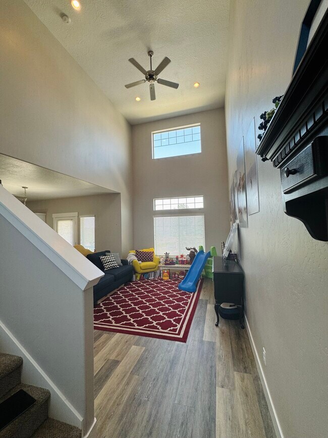 Photo - 758 S Aspen Way