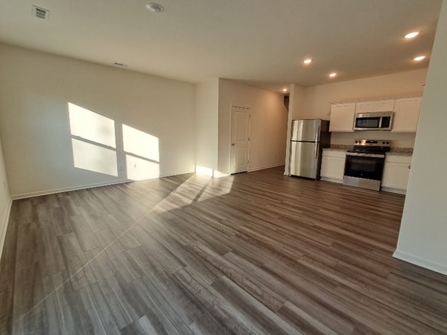 Photo - 2044 Trailside Dr