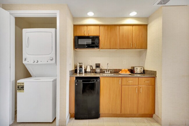 18001 Collins Ave Unit SI ID1227322P