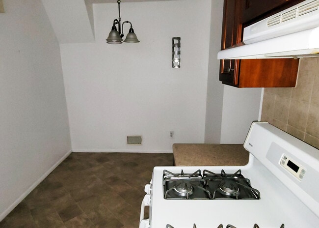 Photo - 31 Devens St Unit Side