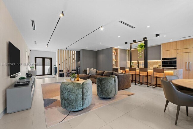 Photo - 1077 Golden Cane Dr