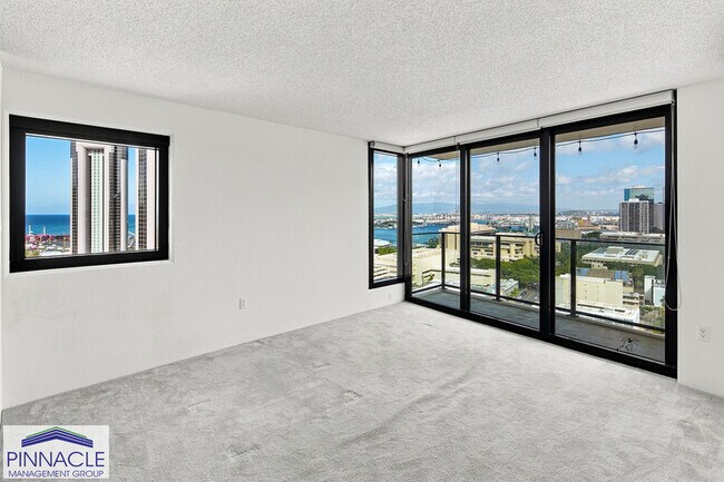 Photo - 615 Keawe St