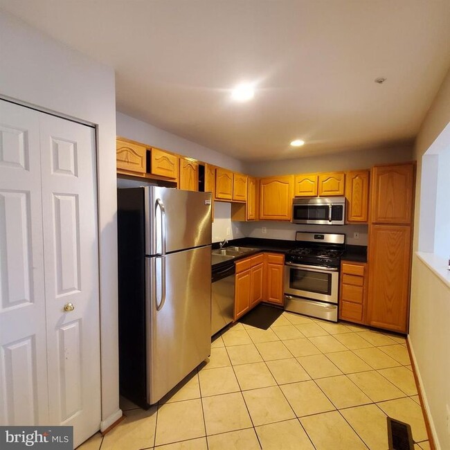 Photo - 16211 Ellipse Terrace Unit 121