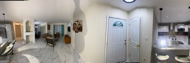 Photo - 825 S Forest Lake Dr