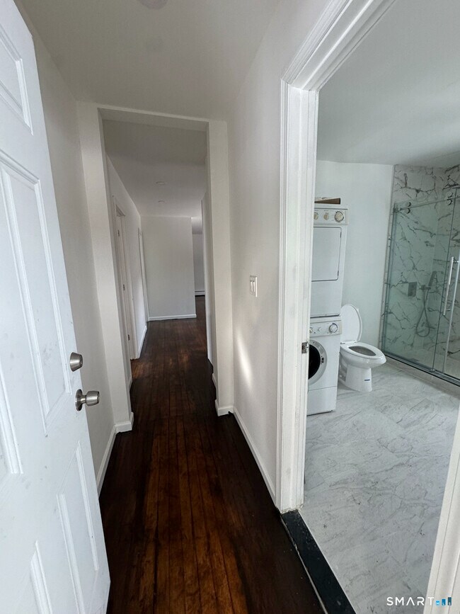 Photo - 54 Overlook Ave Unit B