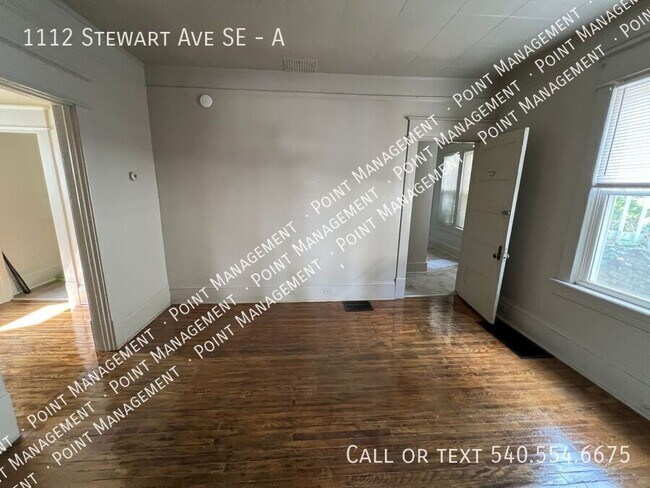 Photo - 1112 Stewart Ave SE Unit A