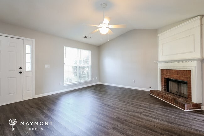 Photo - 109 Crossview Dr