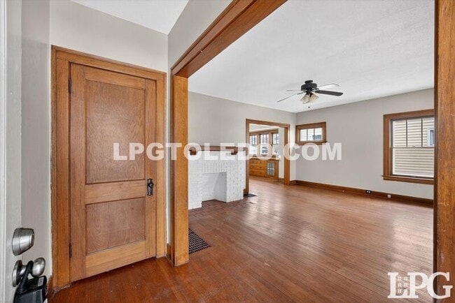 Photo - 4136 N Lockwood Ave