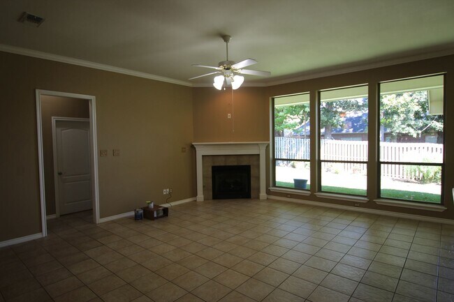 Photo - Coming Soon: 3 bedroom 2 bathroom home in Tyler!