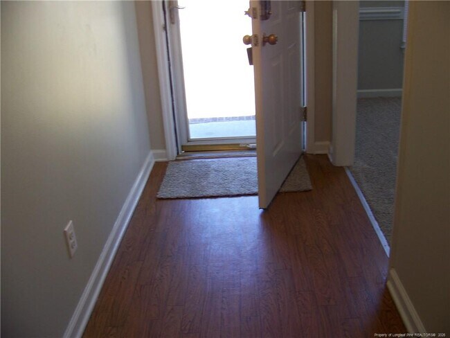 Photo - 1981 Wheeling St