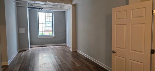 Building Photo - 160 Lafayette St Unit 52110