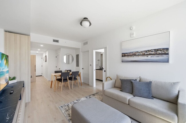 Photo - 225 N Miami Ave Unit SI FL14-ID1559812P