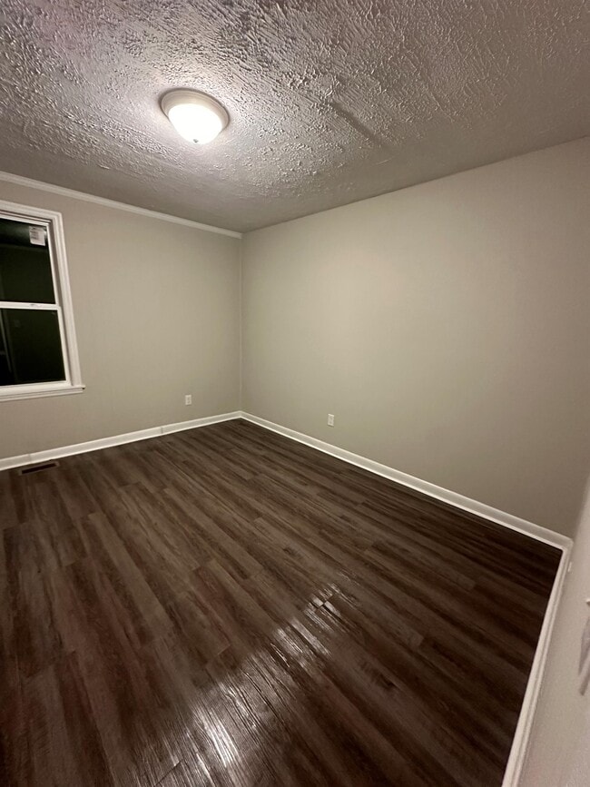 Photo - 508 Cedarmont Dr