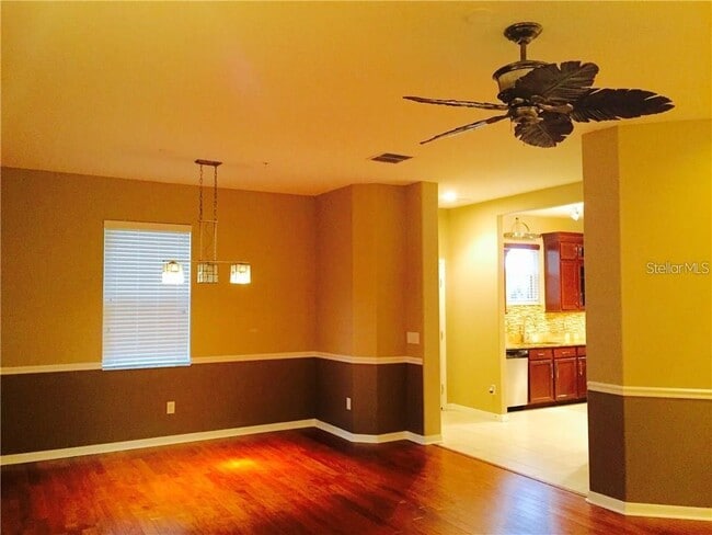 Photo - 1049 Priory Cir