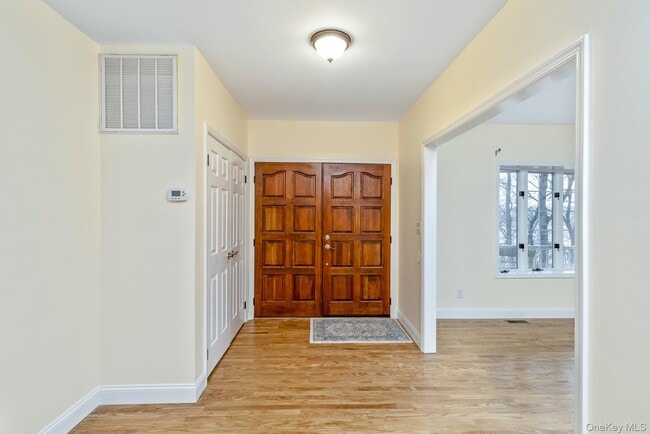 Photo - 451 River Rd