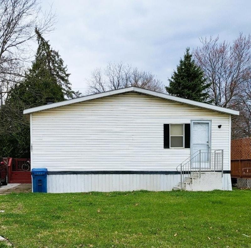 Photo - 1801 Davis