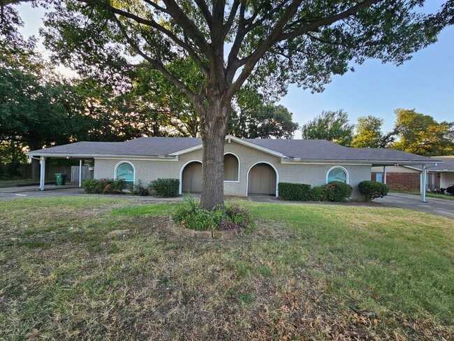 Building Photo - Coming soon Rental