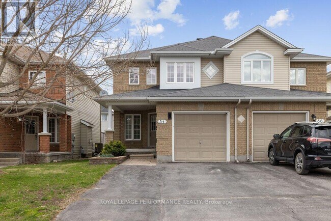 Photo - 34 Moe Robillard St