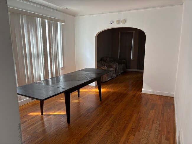 Photo - 5543 N Spaulding Ave