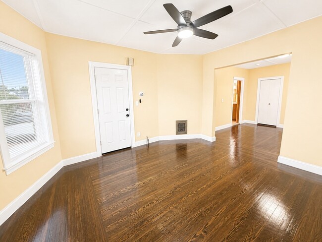 19 Bradford St Unit 2