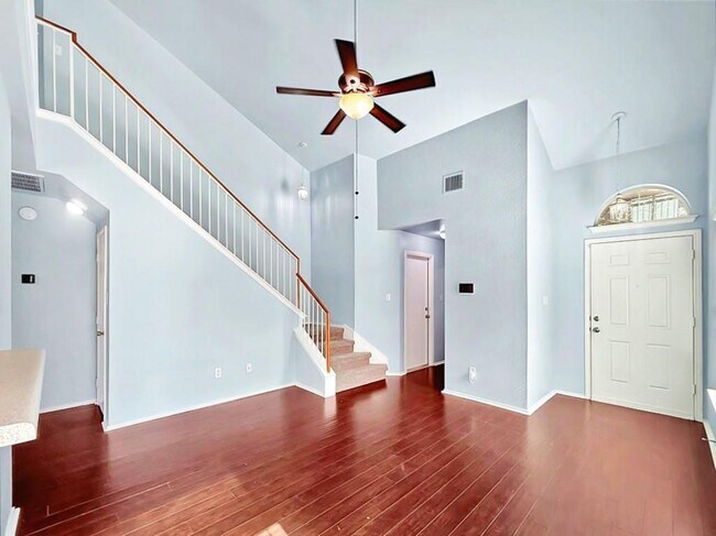 Photo - 2413 Socorro Bend