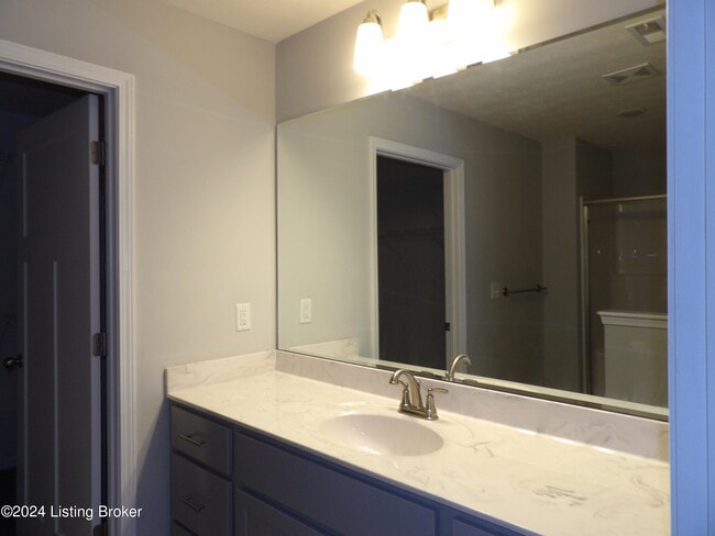 Photo - 406 Eagle Pointe Dr
