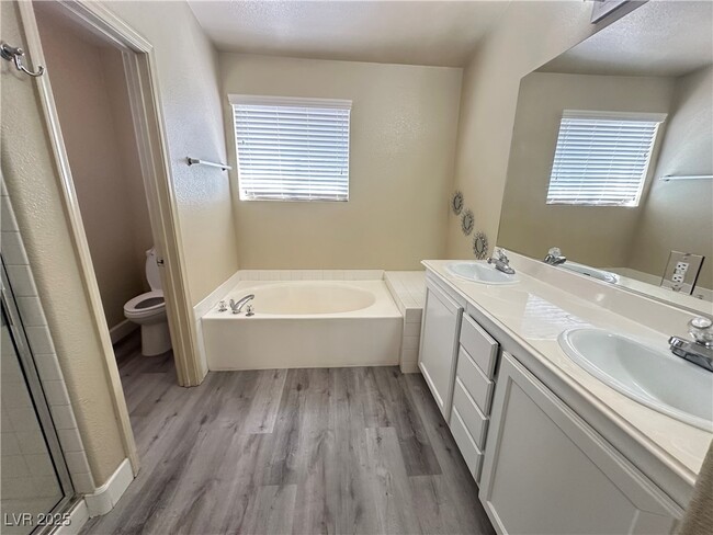 Photo - 1201 Bainberry Ridge Ln Casa