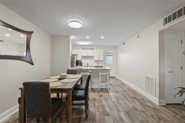 Photo - 3909 W Cleveland St Unidad 213