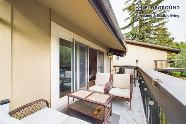 500 Golfview Dr