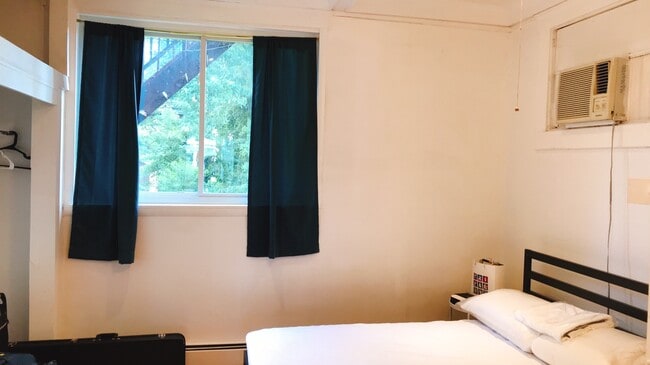 Photo - 5818 Hobart St Unit APT 1