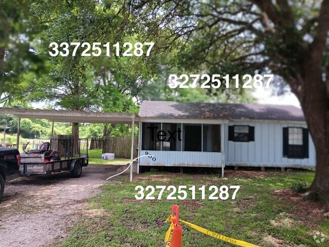 Building Photo - 900 Texaco St Rental