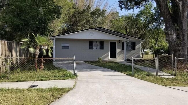 Photo - 3607 E Lambright St