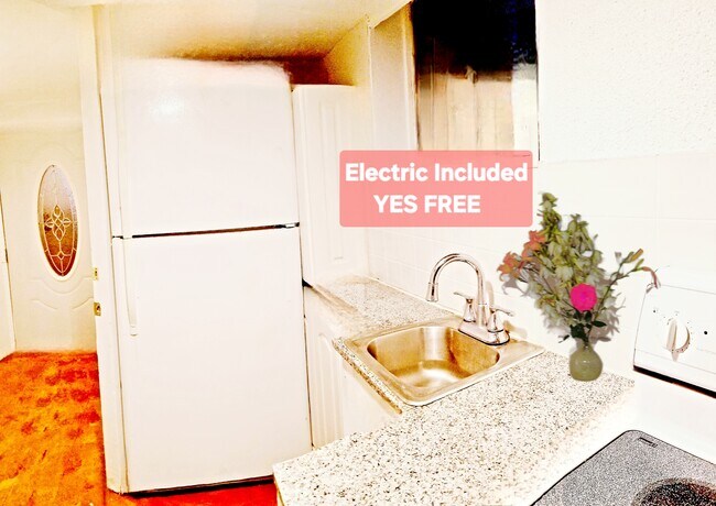 Photo - 712 N Market St Unit SUITE